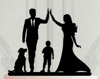 Adorno para pastel de bodas con silueta familiar, niño y perro, adorno para pastel de novios chocando las manos.