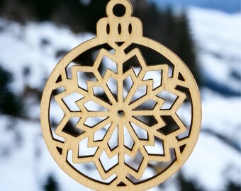 3 Snowflake christmas tree baubles,  Xmas decor baubles set, Laser cut wooden snowflakes, Chsirtmas tree decoration