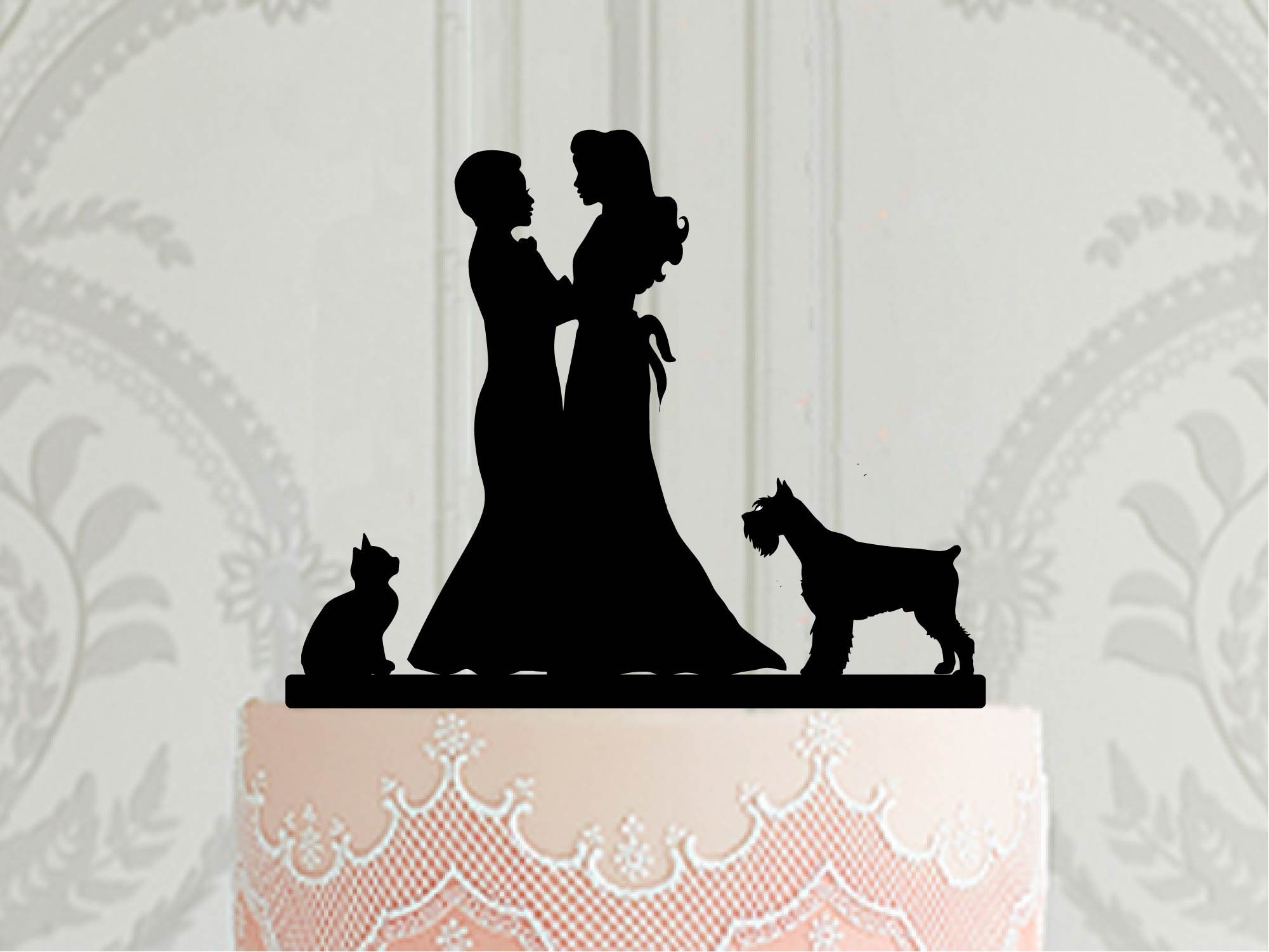 Cake Topper de mariage personnalisé avec monogrammes et silhouette du  couple et de leurs petits animaux