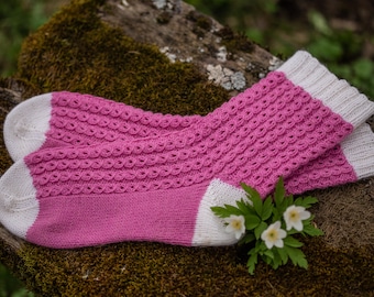 Hand knitted socks - Socks with contrasting cuffs, heels and toes - Pink socks - Lace knitted socks
