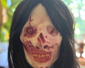 Crazed Vicky Mask