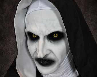Silikon-Dämonen-Nonnen-Gesichtsmaske