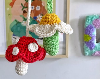 Crochet Lipbalm Holder, Lipgloss Holder, Crochet Mushroom, Crochet Holder, Lighter Holder, Crochet Flower