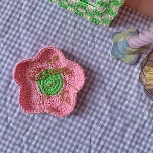 Flower Trinket Dish, Crochet Trinket Dish, Crochet Flower, Y2K Home Decor