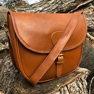 Main fait real leather tan cartridge bag satchel shooting with strap leather, gift for him image 2