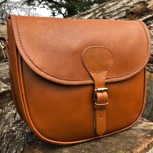 Main fait real leather tan cartridge bag satchel shooting with strap leather, gift for him image 3