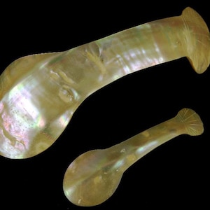 Motherpearl Spoons - Asia