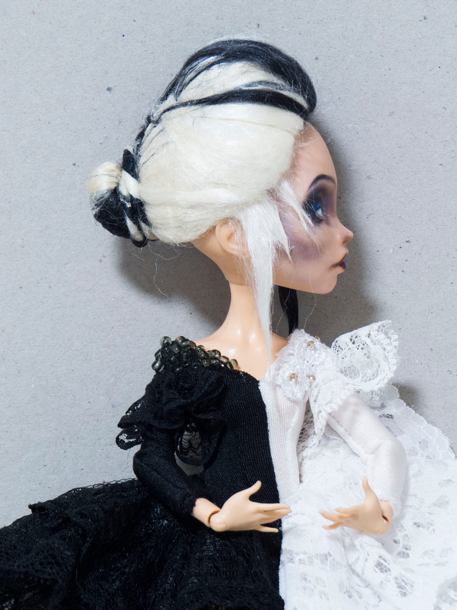 ooak custom monster high doll outfit full set ballet headmistress bloodhood two colours black white ballerina pointe shoes swan