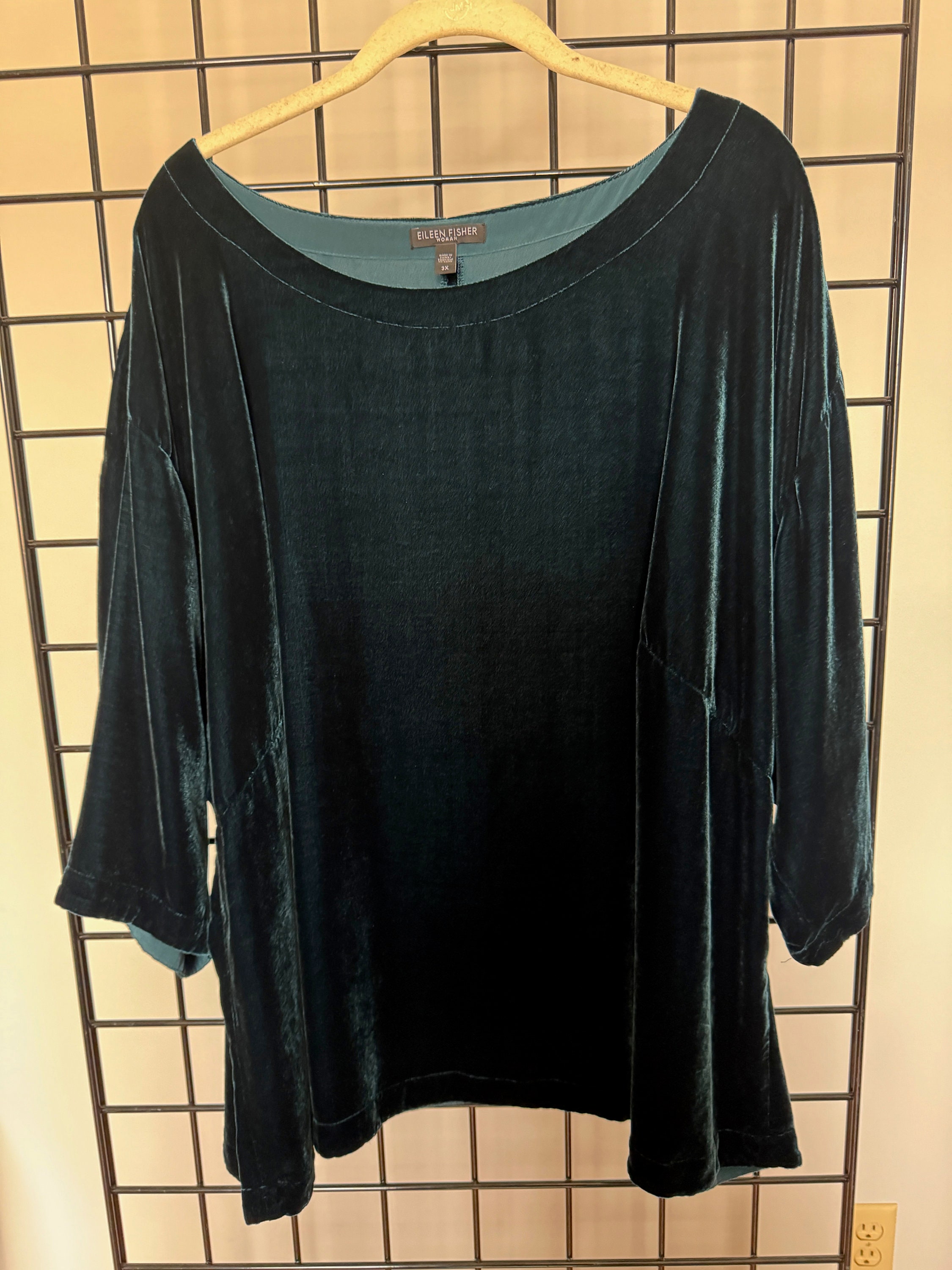 eileen fisher velvet top