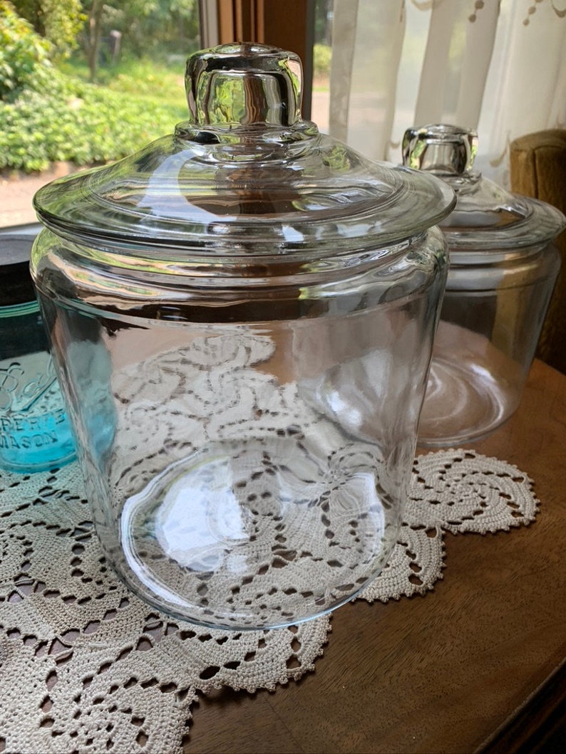 Large Apothecary Jars Trendy Counter Display Shabby Chic Potpourri Vintage Inspired Storage Decorative Heavy Glass Terrarium Canisters 1 Gallon fl oz