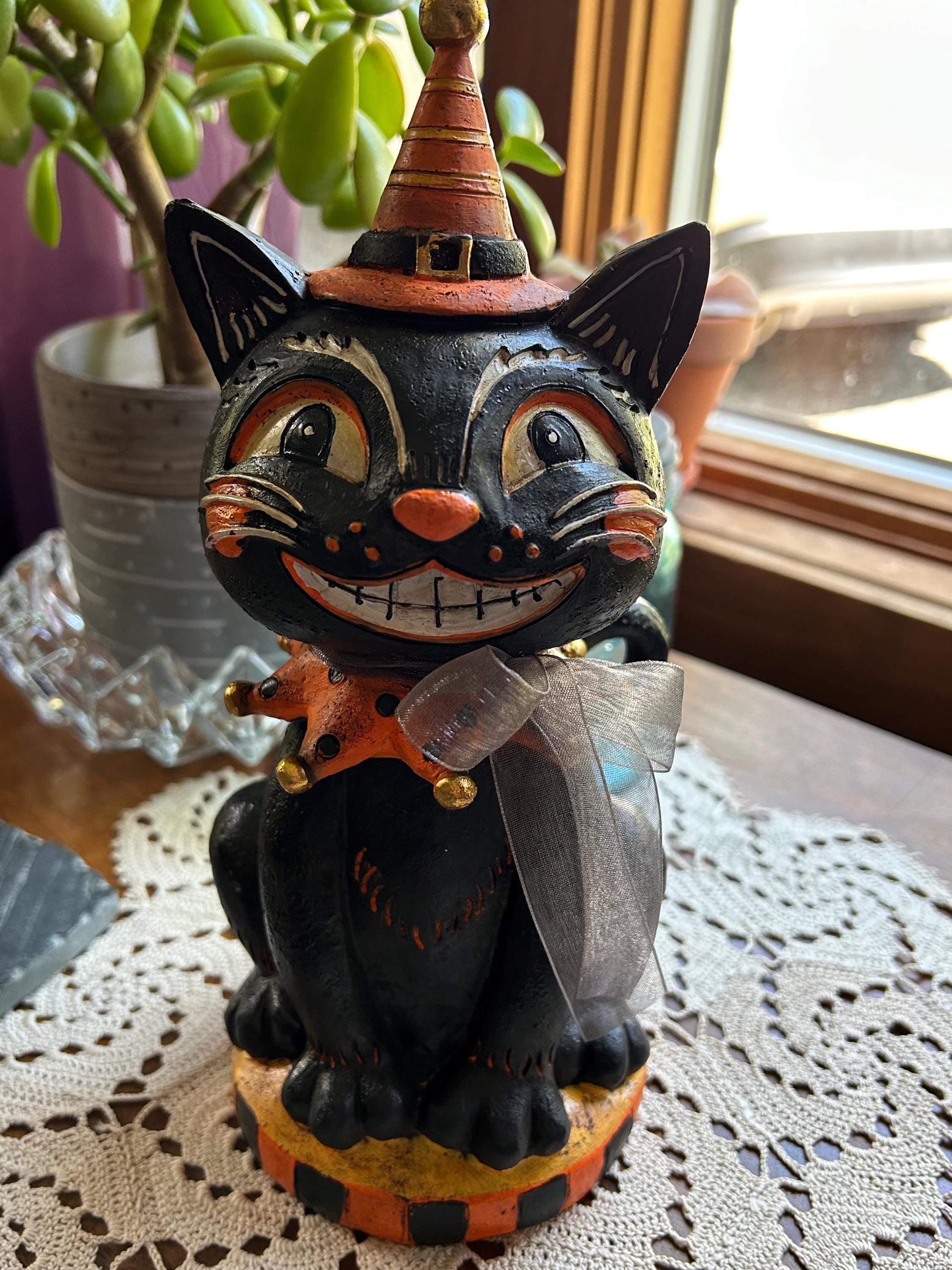 Vintage Style Halloween Cat Fun Whimsical Resin Table Centerpiece Decor