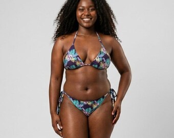 Recycelter Schnürbikini mit Allover-Druck