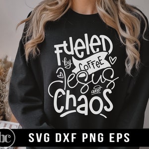Angetrieben durch Kaffee Jesus und Chaos SVG PNG | Kaffee-Svg, Kaffee-Liebhaber-Svg, Treibend durch Kaffee und Jesus-Svg, Mama braucht Kaffee-Svg, Mama-Lebenssvg