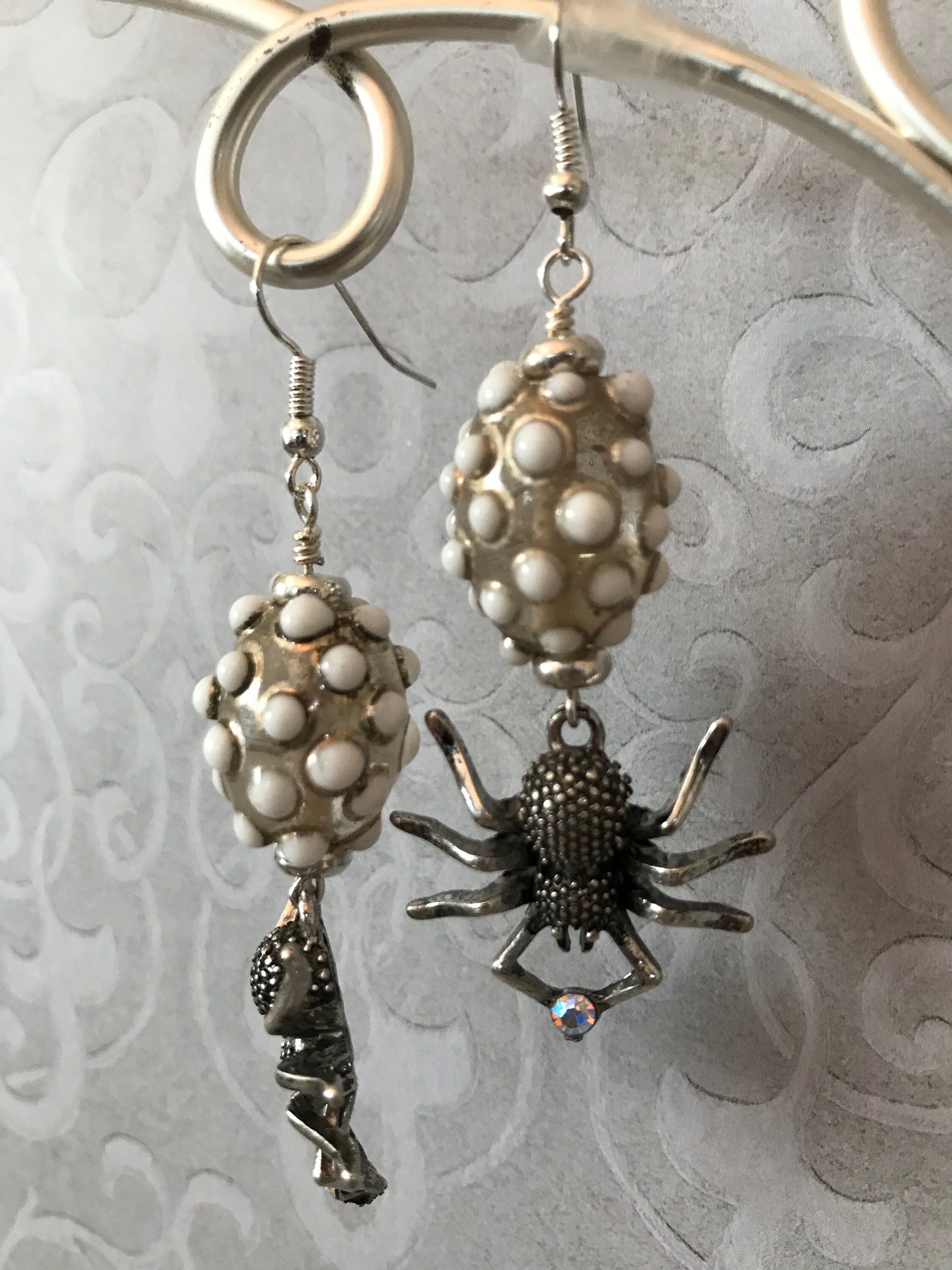 DANGLING SPIDERS - Etsy