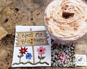 Bless My Bloomers Mug Rug - Gardening Rectangle Coaster