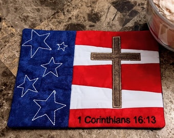 USA Flag  Mug Rug - Ideal Gift for Coffee and Tea Lovers - Fabric Rectangle Coaster