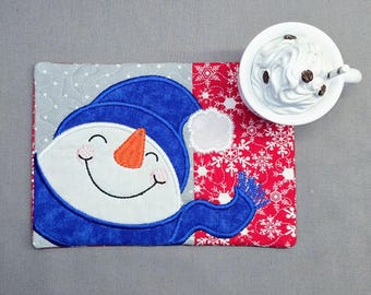 Cheerful Snowman Mug Rug - Ideal Gift for Coffee and Tea Lovers - Fabric Rectangle Coaster