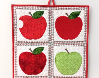 Apple Wall Hanging or Table Topper - Personalized Teacher Appreciation Gift
