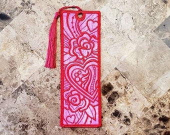 Hearts & Roses Bookmark - Embroidered Free Standing Lace