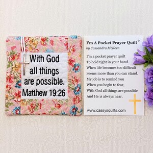 Colcha de Oração de Bolso com Cruz e Bolso Traseiro - Bordada com a Escritura "Com Deus Todas as Coisas São Possíveis" Mateus 19:26