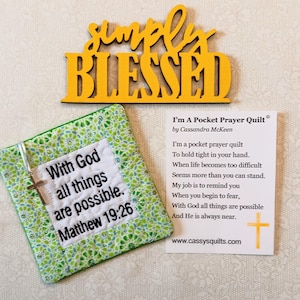 Colcha de Oração de Bolso com Cruz e Bolso Traseiro - Bordada com a Escritura "Com Deus Todas as Coisas São Possíveis" Mateus 19:26
