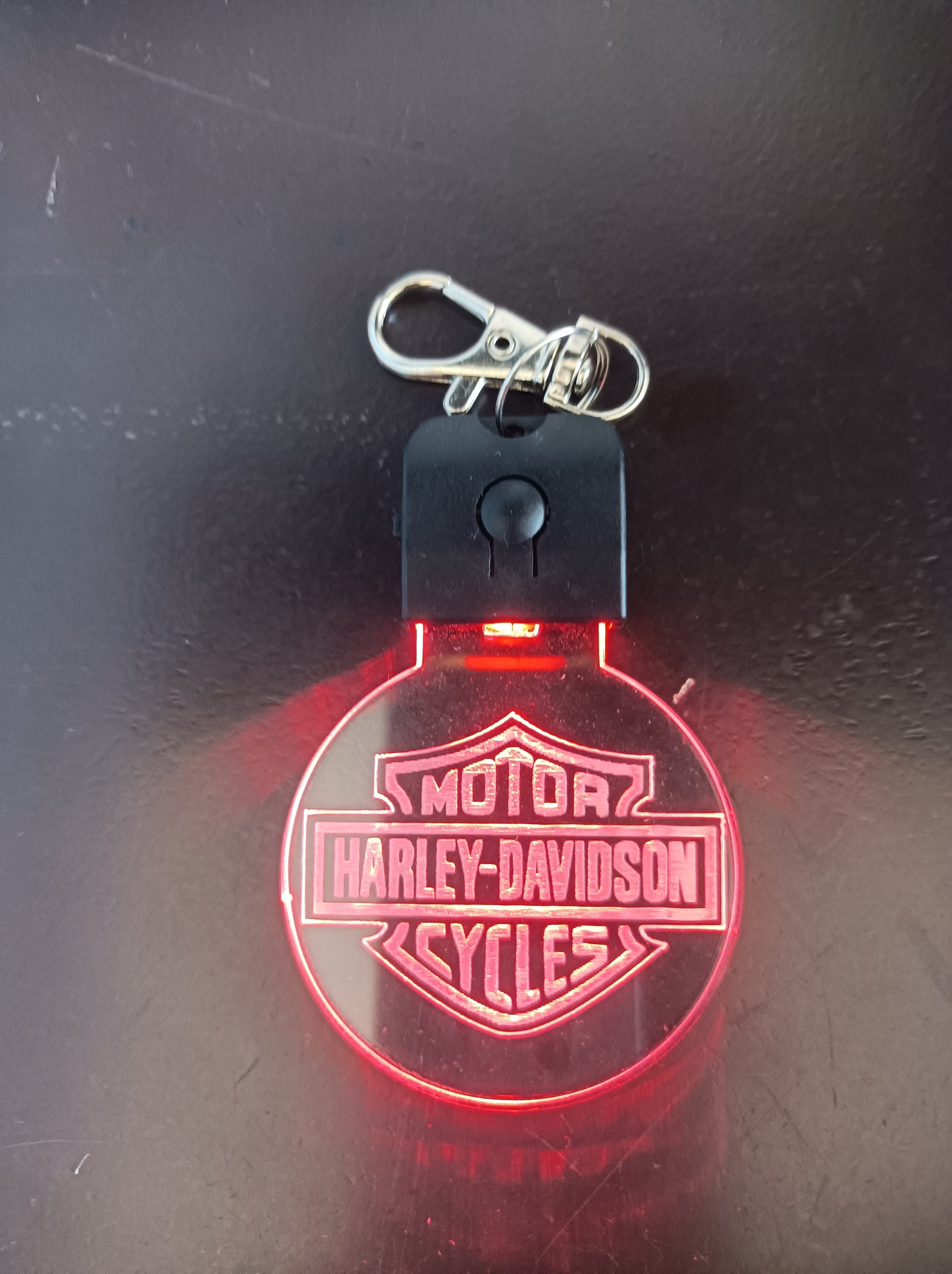 LED luminous motorcycle keychain with HARLEY DAVIDSON logo, gift idea