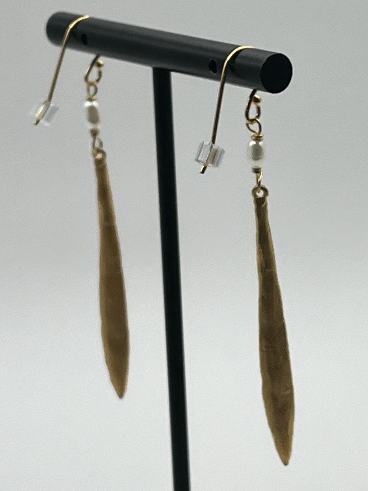 【おお】マイケルミショー ボックスウッド ブロンズ淡水パールイヤリング おお】マイケルミショー ボックスウッド ブロンズ淡水パールイヤリング