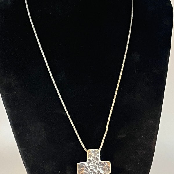 Silpada 925 Sterling Silver Hammered Cross Pendant Necklace