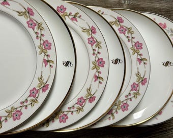 6 mismatched floral dinner plates