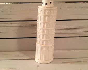 Vintage Parmesan cheese ceramic leaning tower Pisa/Novelty ceramic Parmesan cheese shaker/ Mid century kitsch kitchen collectible