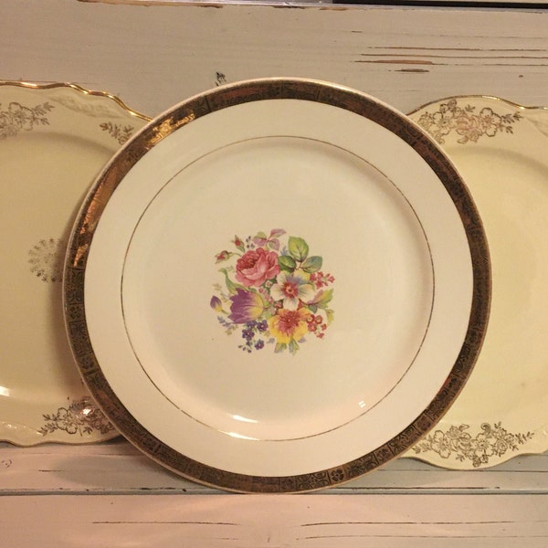 Set 5 mismatched vintage china plates/ Garden Party/Farmhouse China/China supper plates/Stetson/Homer Laughlin/Bridal luncheon/Wedding wares