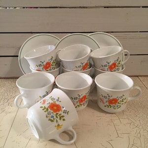 Vintage grouping of Wildflower Corelle ware 18 pcs circa 1979/vintage coffee mugs/ Coffee bar/ Hostess gift/Gift for her/Housewarming gift