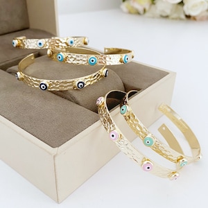 Gold Evil Eye Cuff Bracelet, Evil Eye Beaded Bracelet, Gold Cuff Jewelry for Good Luck, Greek Evil Eye Bangles, Everyday Gold Bracelet