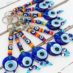 Blue Evil Eye Keychain, Glass Evil Eye Bag Charm, Good Luck Keyring, New Home Gift Ideas, Protection Key Ring, Keychain with Plastic Beads
