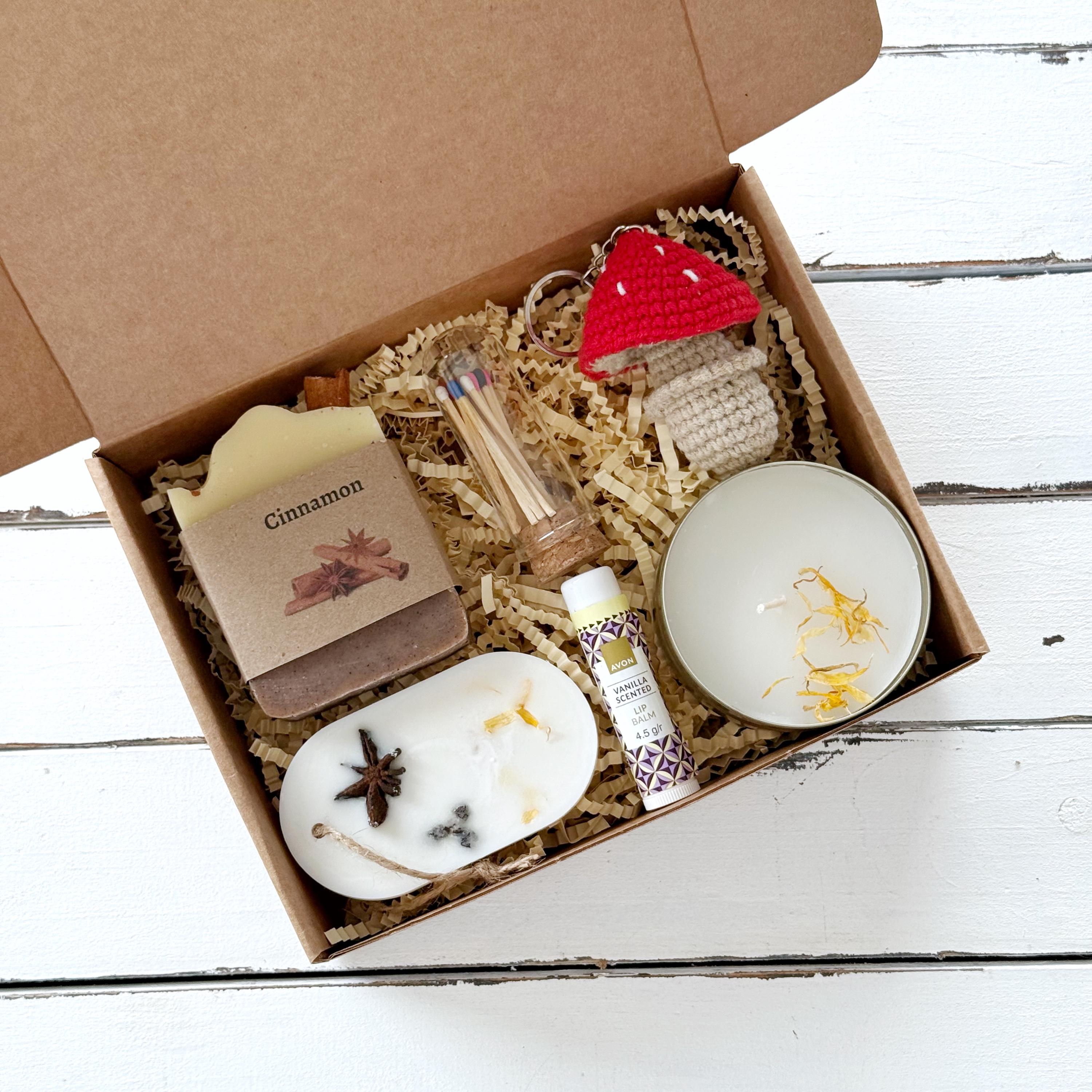 Thank You Gift Box - Appreciation Gift Basket for Friends, Coworkers ...
