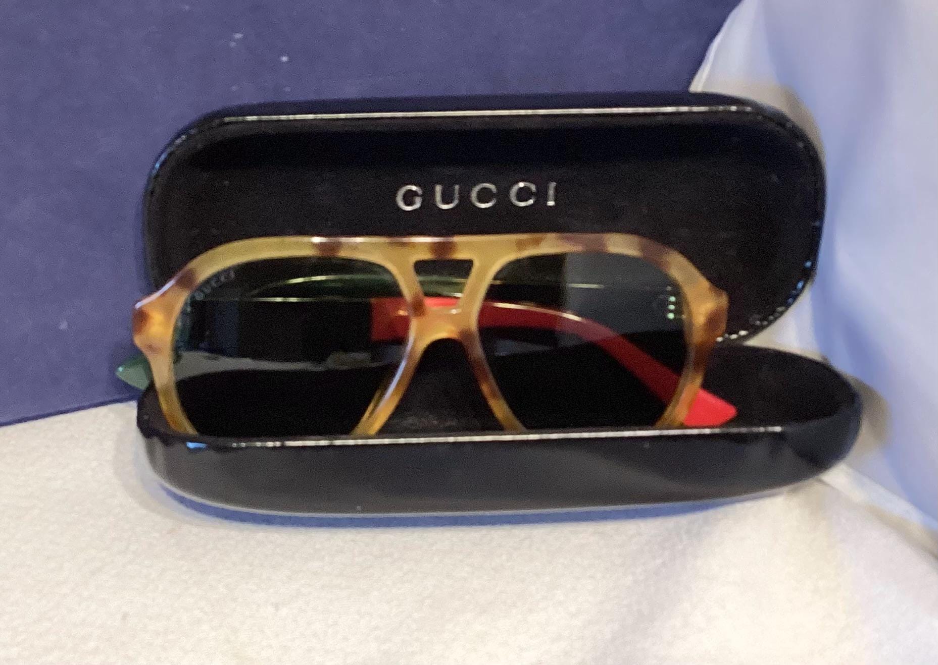 AUTHENTIC GUCCI UNISEX AVIATOR TORUS SUNGLASSES GUCCI Aviator Sunglasses in Tortoise – More Than You Can Imagine main image 3