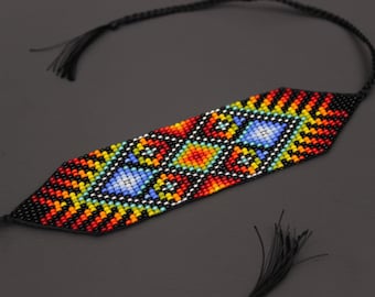 Bransoletka geometryczna Huichol, plemienna bransoletka geometryczna, bransoletka z koralików, bransoletka z koralików rodzimych, bransoletka z koralików nasiennych, autentyczna
