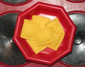 8 Ravioli aus Filz Kaufladen Zubehör Advent