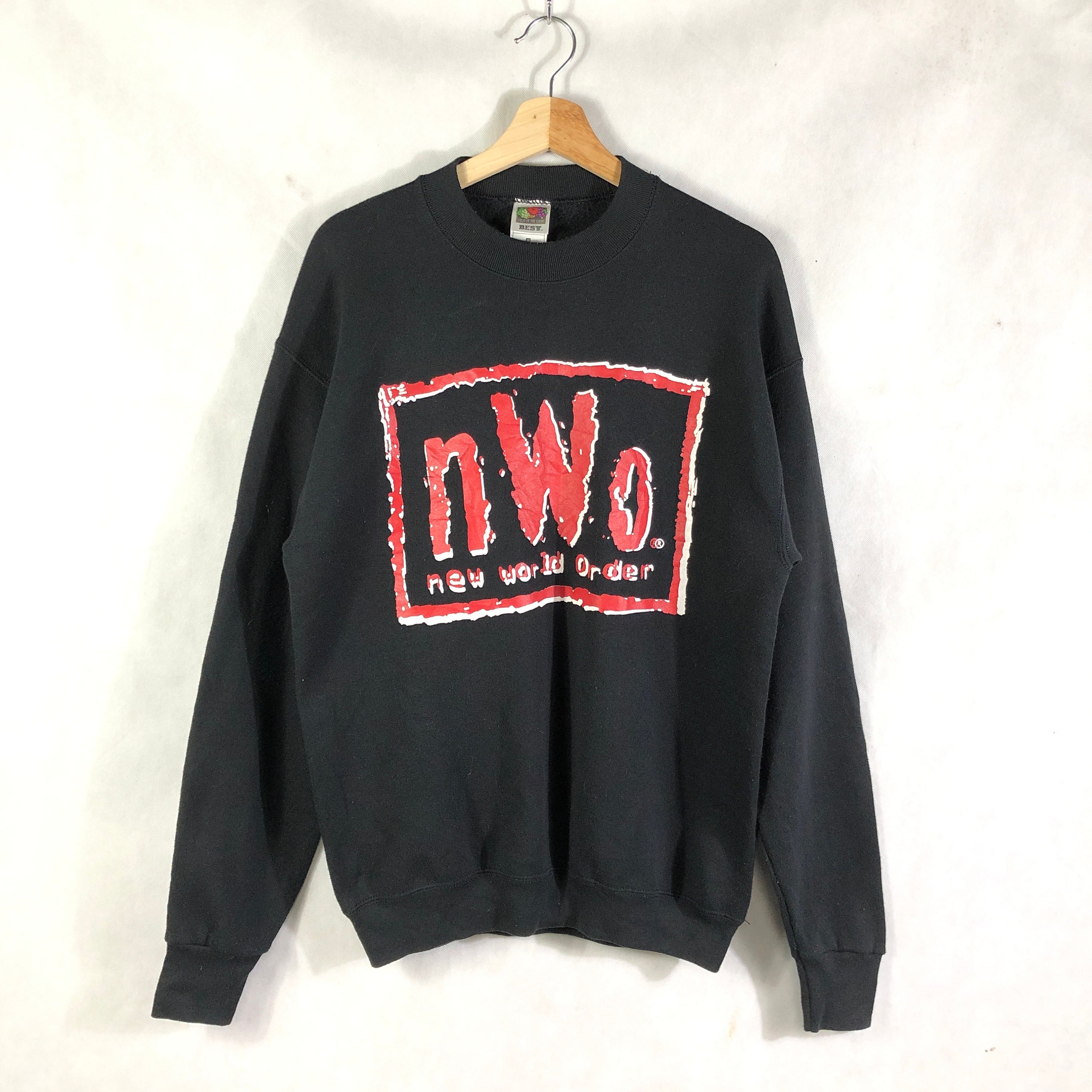 トップス 1990s New World Order Crewneck Sweat Vintage 90s Mens BMW Germany Car Crewneck Sweatshirt