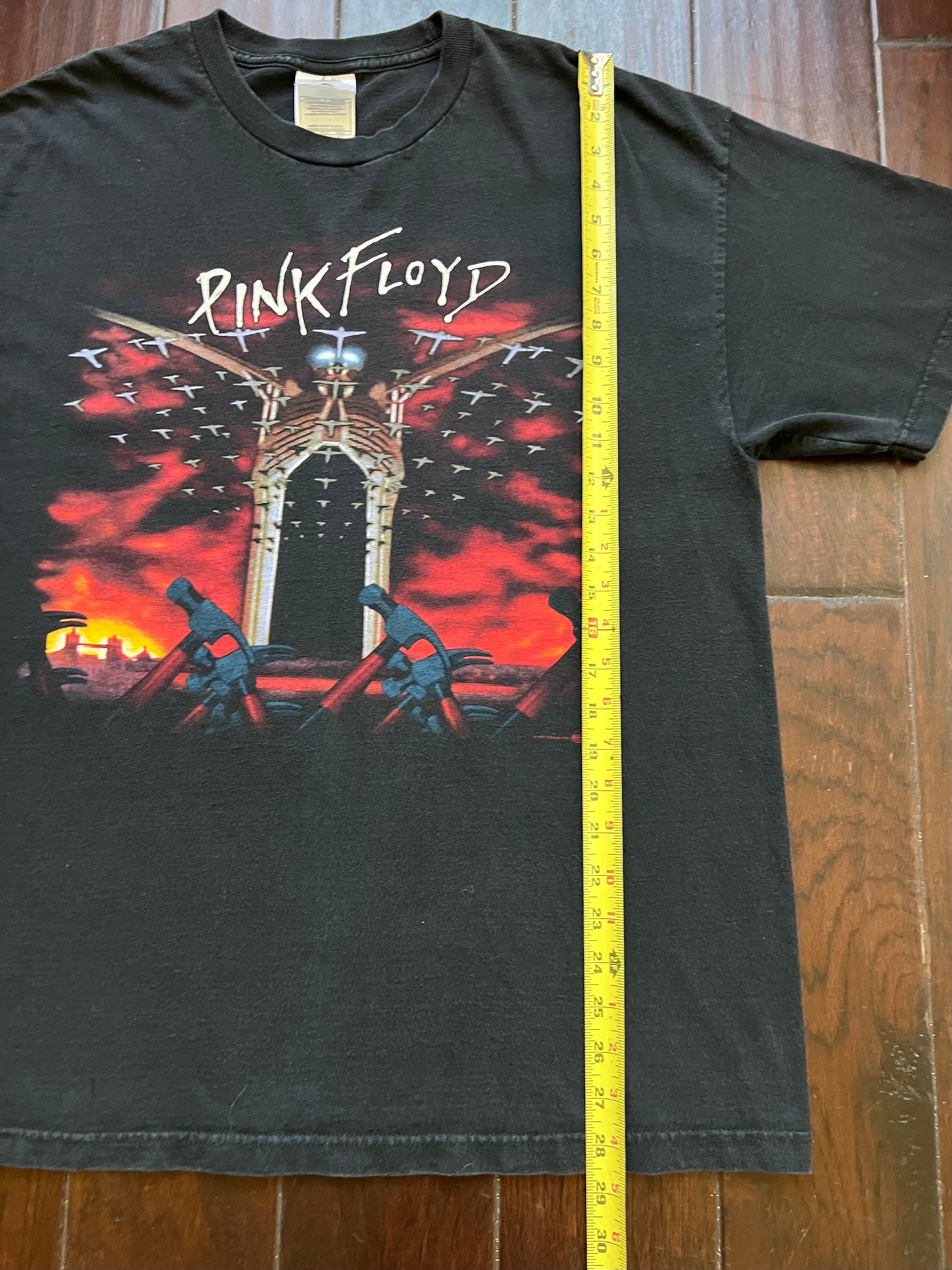 Vintage Pink Floyd Shirt 1997 the Wall Concert Music Tour Tee T 