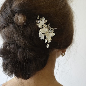 Simple delicate piece for short hair Hollywood waves clip Crystal bridal hair clip