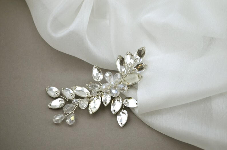 Simple delicate piece for short hair Hollywood waves clip Crystal bridal hair clip