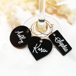 Breloques en verre à vin en acrylique, Étiquettes cadeaux personnalisées, Marque-places pour mariage, Cadeaux de mariage pour invités, Carte de nom de table, Breloque personnalisée