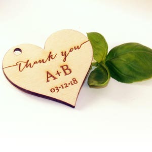 Thank you tags, Wood favor tags, Wedding favors, Rustic tags, Wedding rustic tags, Custom tag, Heart tag, Wedding name tag, Rustic favor