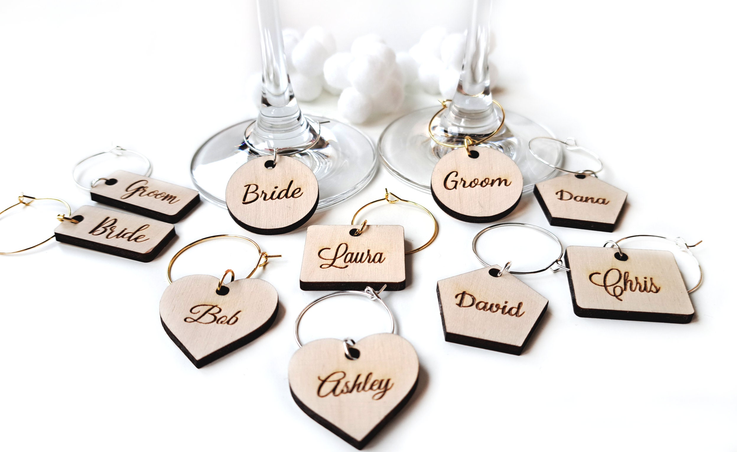 Wooden Wine Glass Charms, Personalized custom name gift tags, Wedding place cards, Laser engraving, Table name card, Wedding Favors