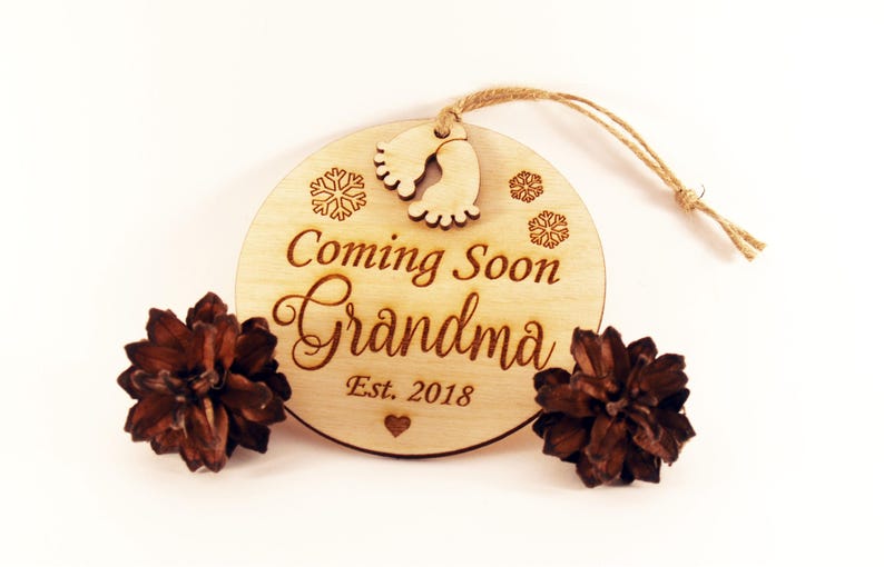 Pregnancy ornament, Pregnancy reveal to grandparents, Christmas pregnancy announcement, Christmas pregnancy gift, Holiday pregnancy ornament 画像 3