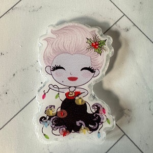 Ursula (tangled in Christmas lights) Disney Villain Inspired Badge Reel