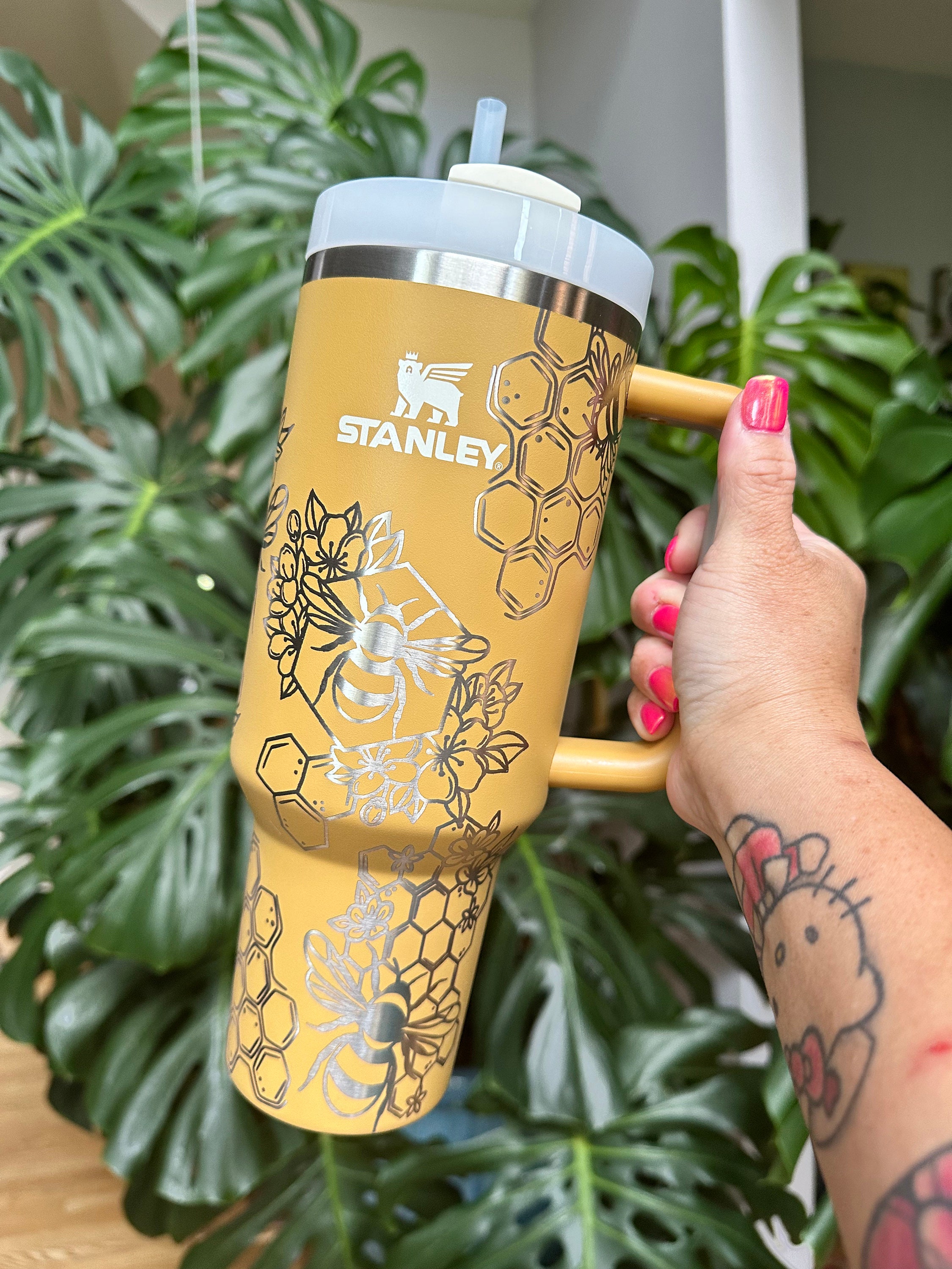 Floral Bee Engraved Stanley 40 Oz Tumbler: Yarrow, Pomelo, Frost