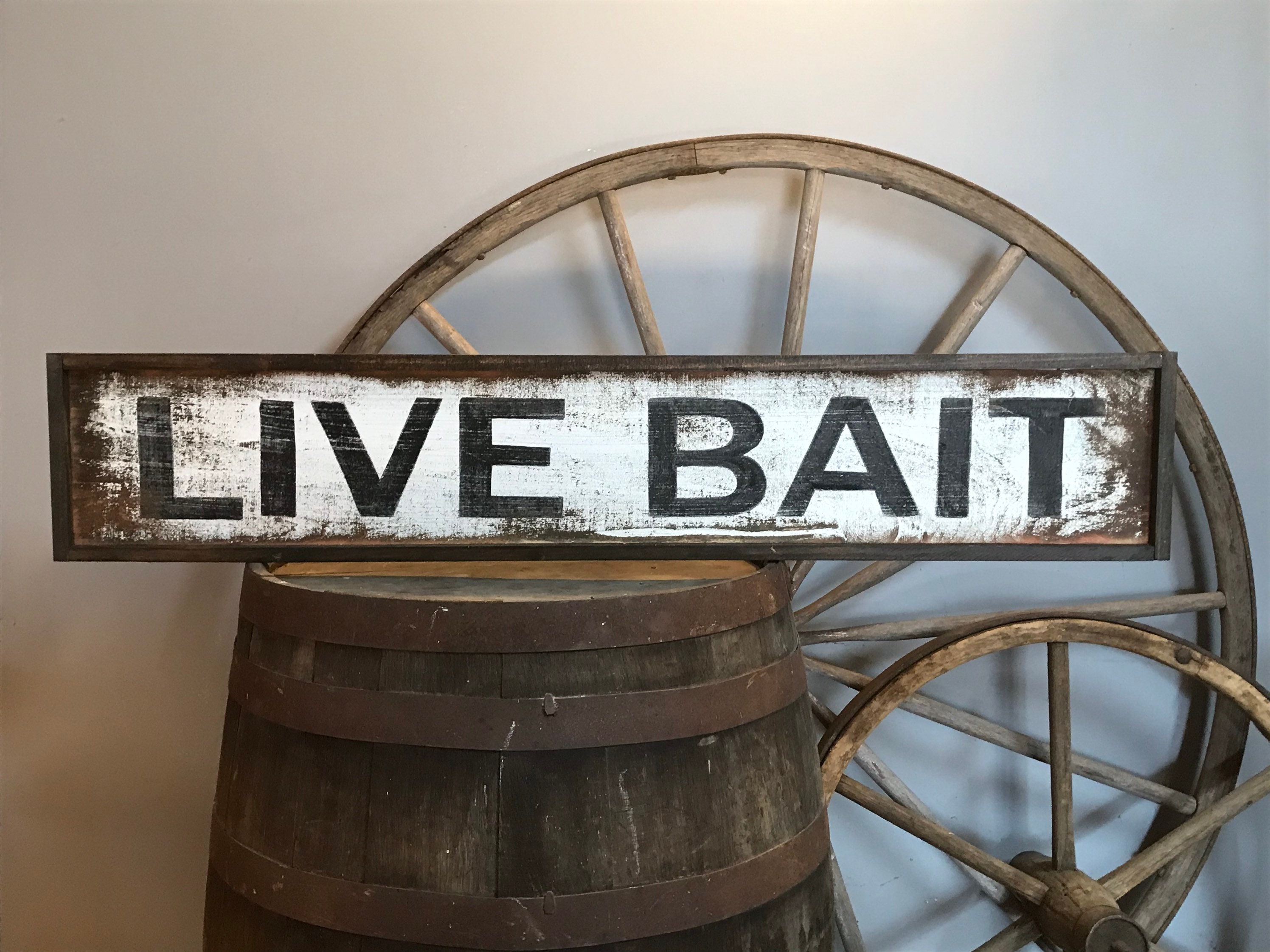 Wood Sign LIVE BAIT Hand Painted Vintage Inspired -  Canada