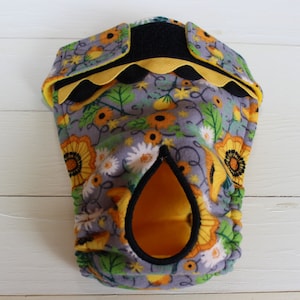 Cotton Flannel Print Dog Diaper Custom Made Female Dog Diaper Bitch Britches Dog Diapers with Ric Rac Waistband Reusable Washable